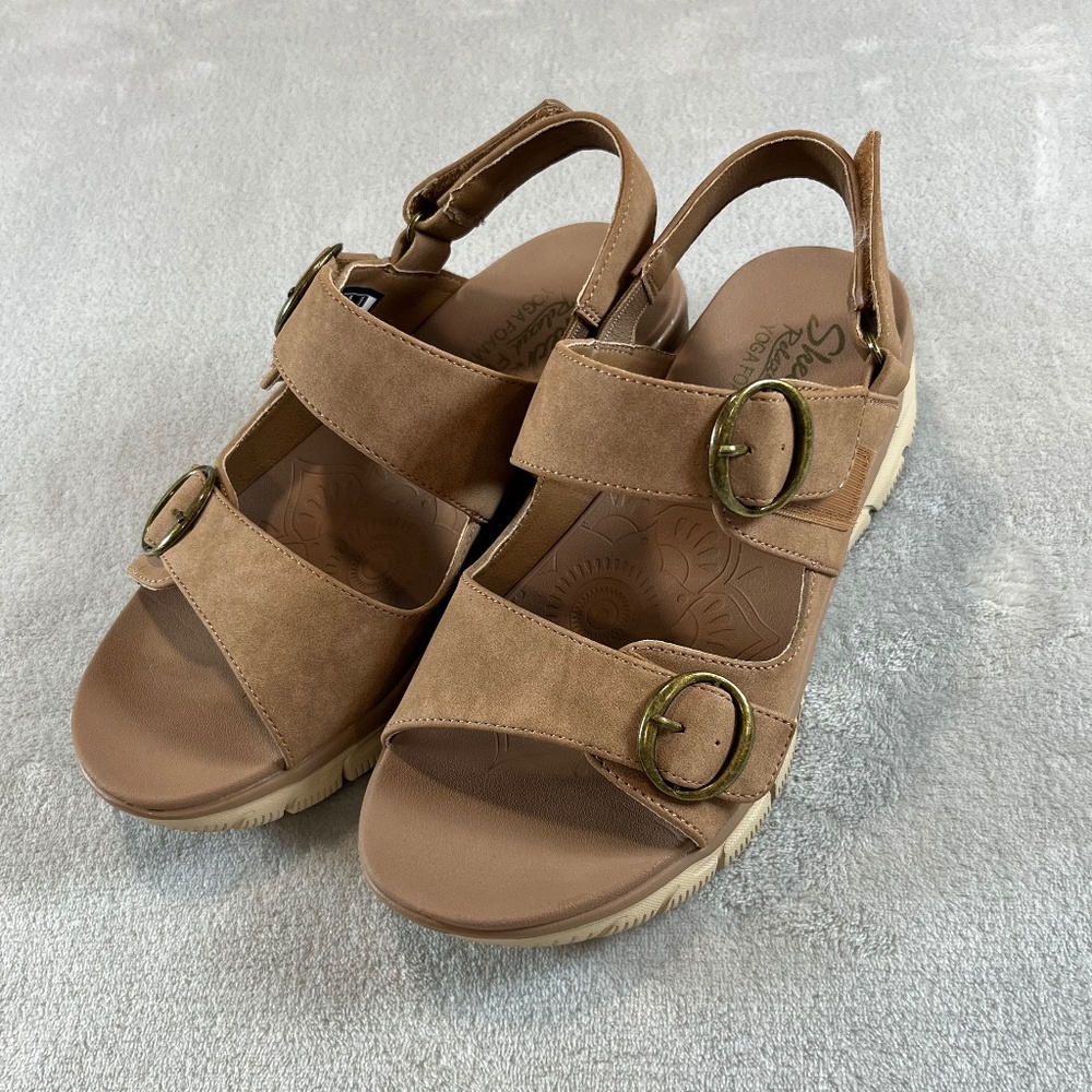 Sketchers Women's Tan Taupe 7W Relaxed Fit Yoga Foam Comfortable Sandals
